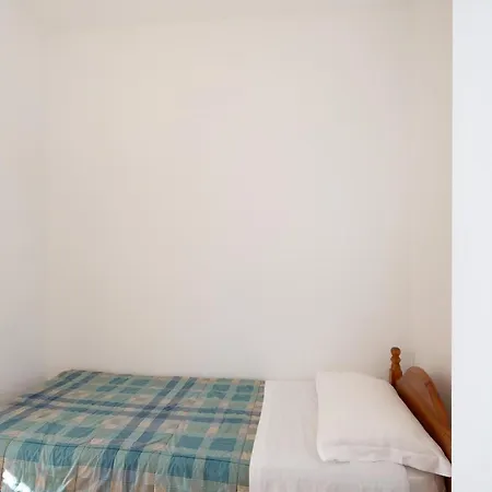 Malibu 4 *
